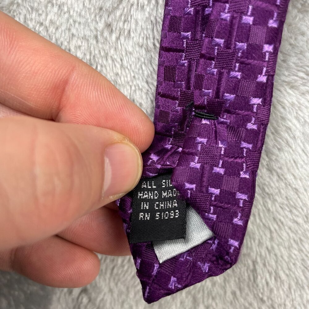 Steve Harvey Collection Men's Classic 100% Silk Neck Tie - Picture 3 of 4